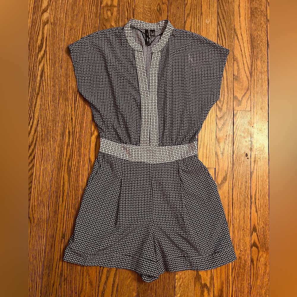 MNG Mango Romper Sz XS Blue and White leaf-like pattern